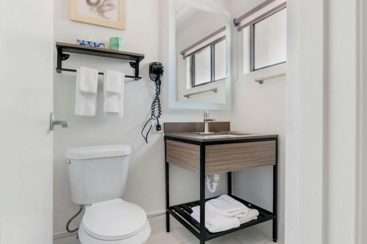 Comfort Inn カンザスシティ エクステリア 写真